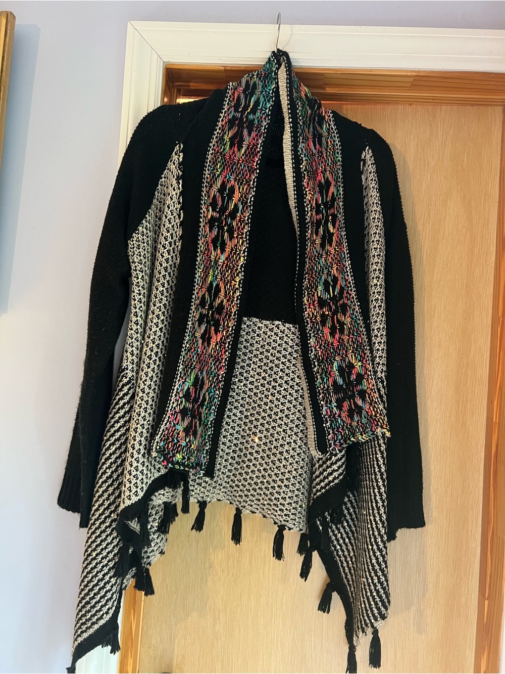 Designer label cut Black & Cream Knit Open-Front Poncho with Multicolor Trim